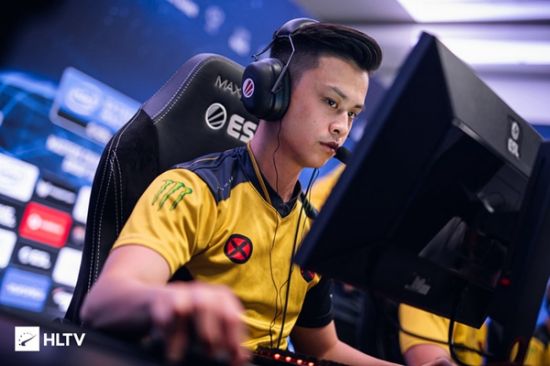 初创AI游戏平台幕间融资后信任危机深度解析